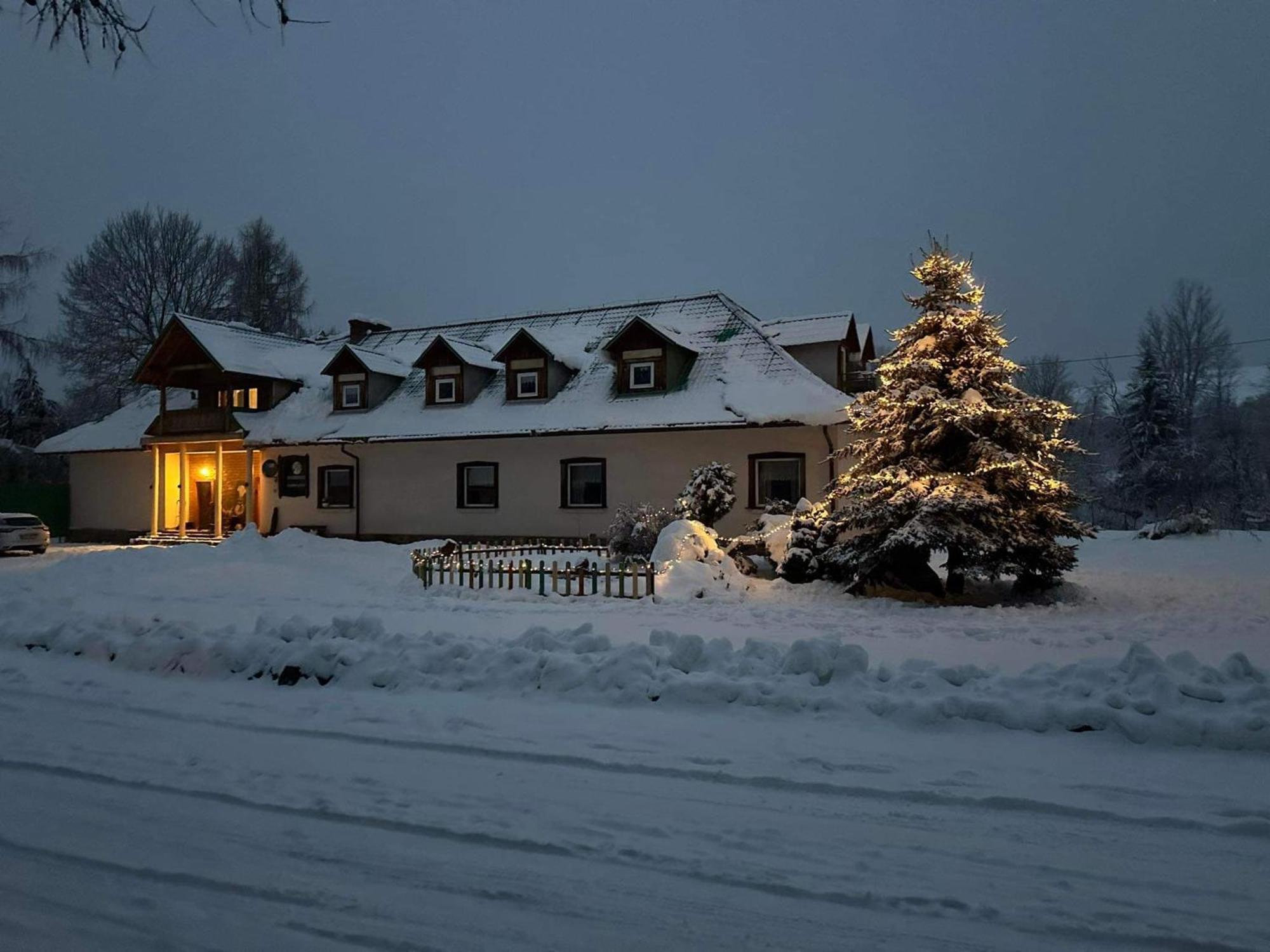 Latarnia Wagabundy Bieszczady Hotel Wola Michowa Exterior foto